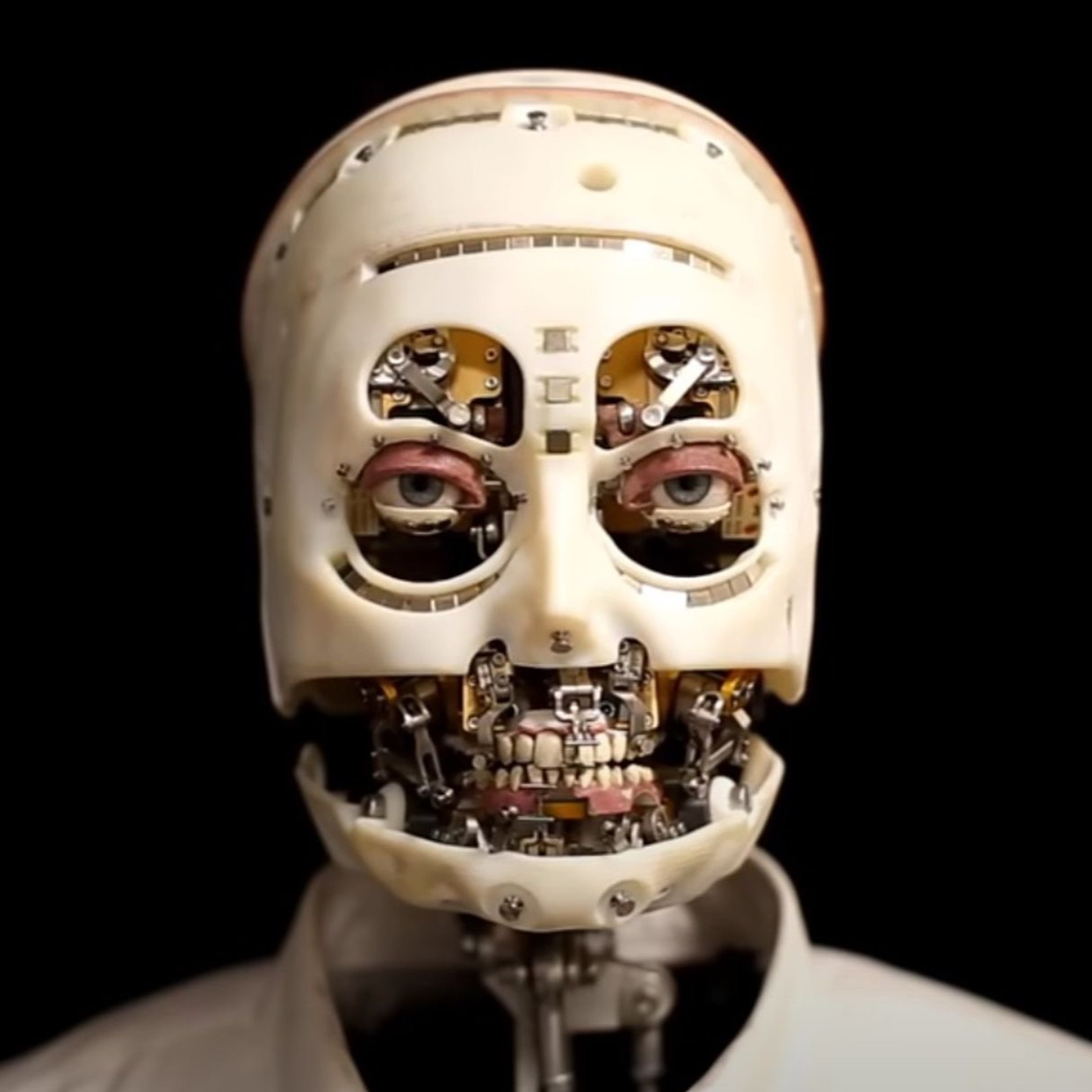 516- The New Disney Robot Star Can Blink Like a Human (04.11.20)