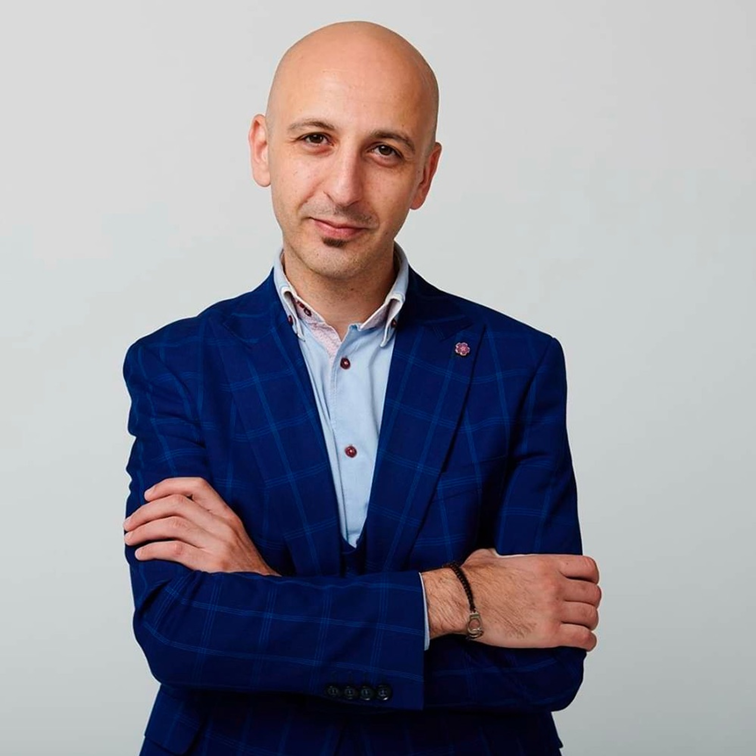 Подкаст Дарбинян: "От цифровых пропусков к цифровым паспортам"