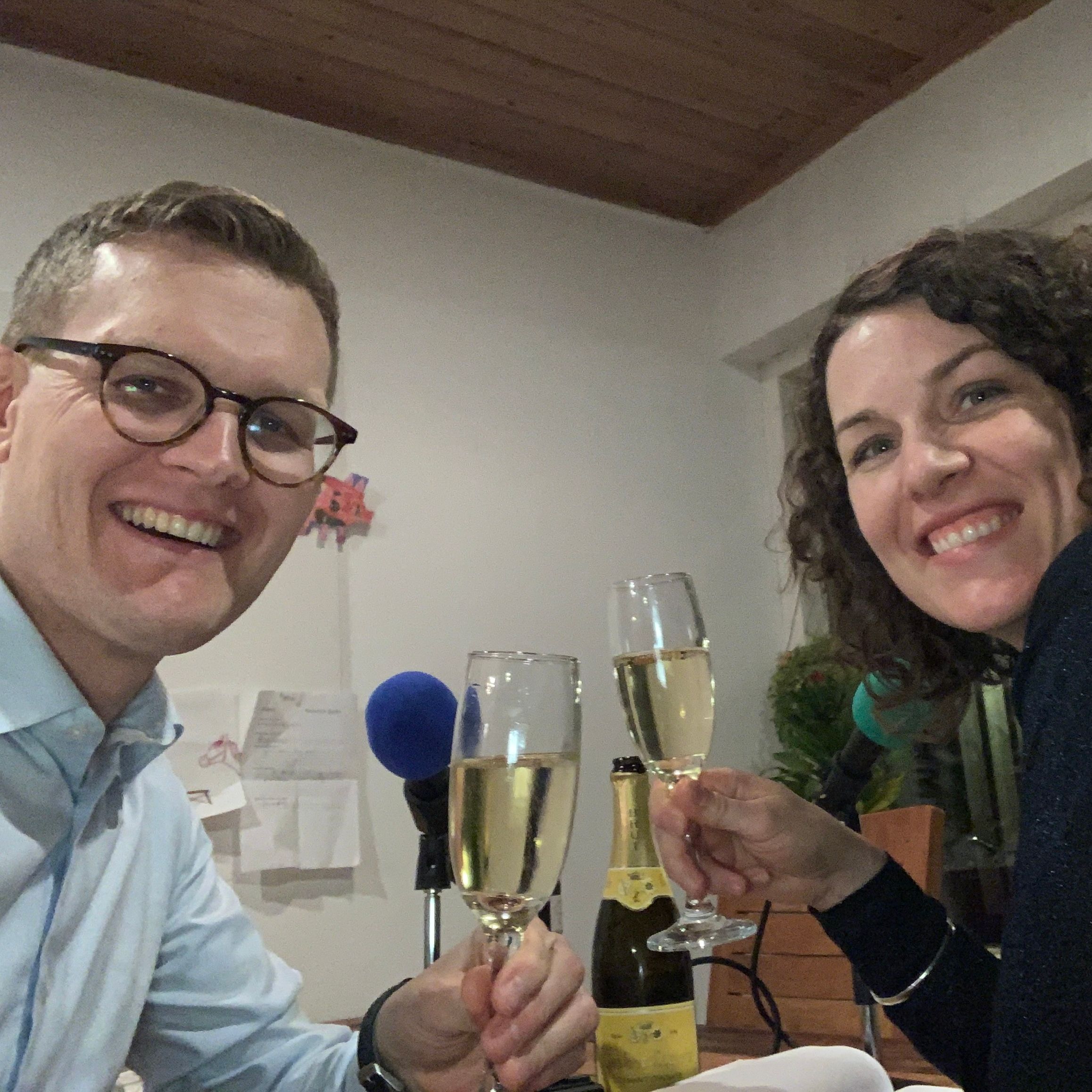 S02E05 - Keukentafel - Een feestelijke aflevering met bubbels