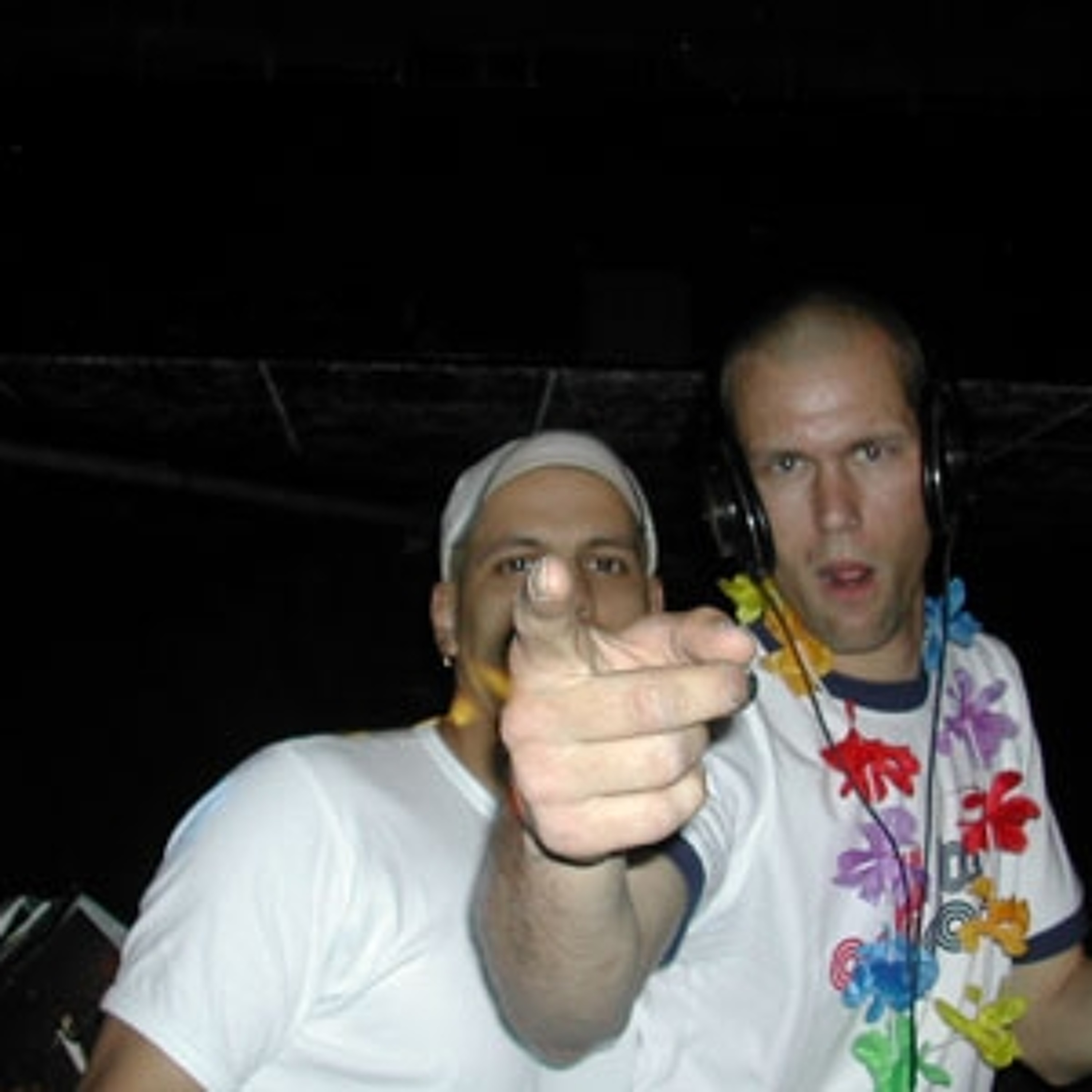 rave-o-lution.nl