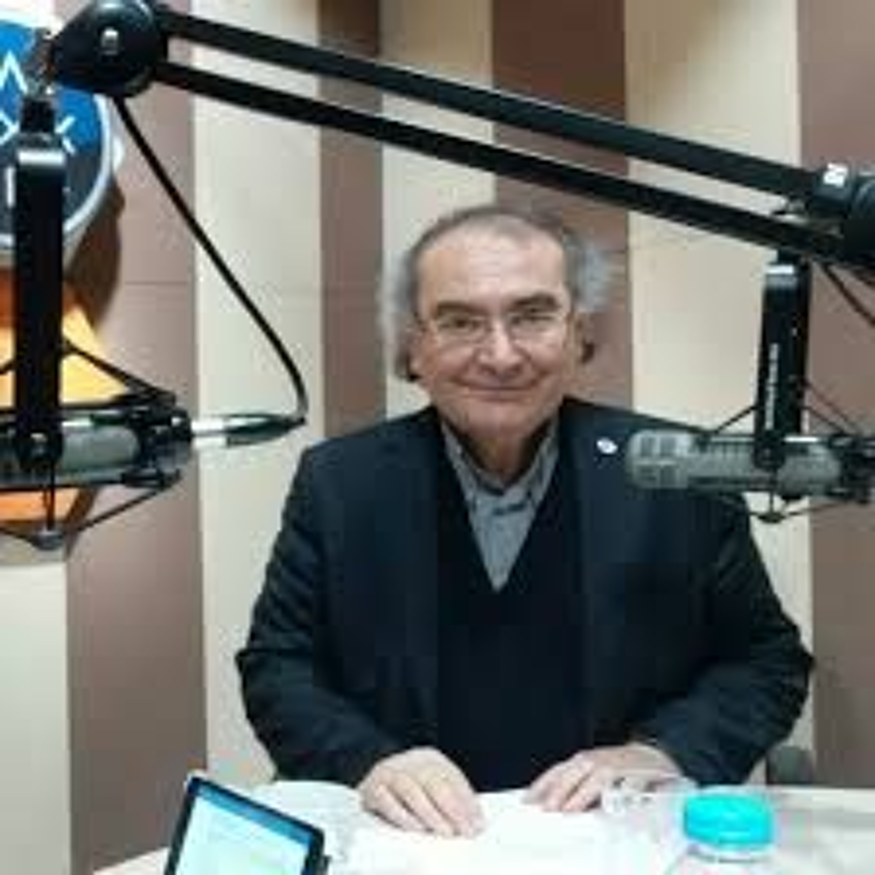 Prof. Dr. Nevzat TARHAN ile Psikoloji Sohbetleri - Farklı Karakterler ve Ergen Çocuk Vakaları