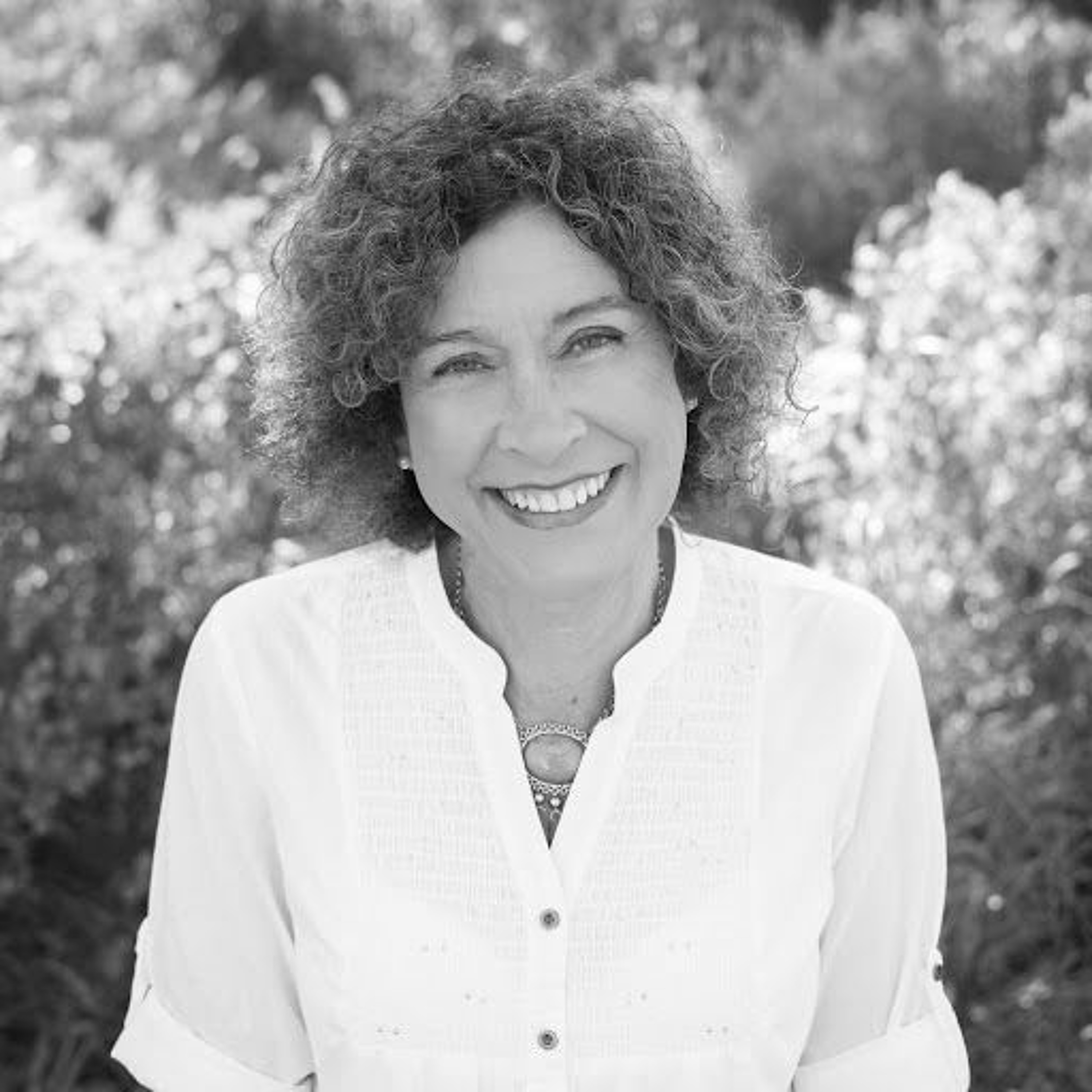 Dr. Paula Stone Williams on Breaking it Down with Frank MacKay - Author & Renowned Transexual