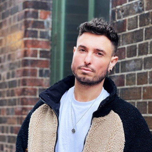 The 37-year old son of father (?) and mother(?) Faydee in 2024 photo. Faydee earned a  million dollar salary - leaving the net worth at 2 million in 2024