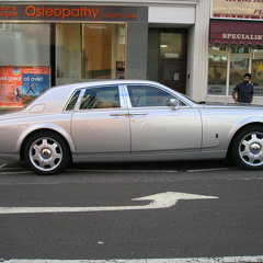 Rolls Royce Phantom Accelerating