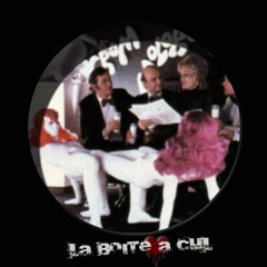 Miss Tits Vs Couillomix - La Boîte à Cul