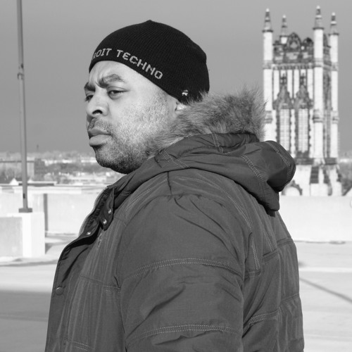 DJ Bone ... Attacks!!! Mix 10 - DJ Bone - Live in Detroit 1995
