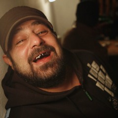 Kalekovcite - Дефицитното Пиче - Butilko Regroove feat. Djibuna , DJ Ramsey - Euro and Fingertone