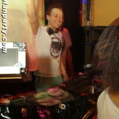 Dj Prinz live mix at Caliente Electronica