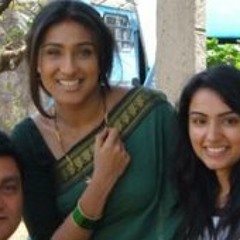 The Indian family/Opening Score of the film SRK