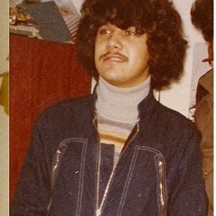 Baaz Aamadam- Khaled Vocals, Ahmad Guitars + Bass