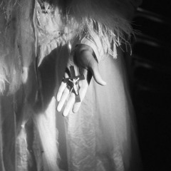 Tres Vampires - Take You Deep (Johnette Napolitano, David J. & Shok)
