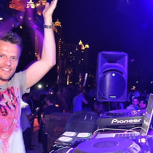 Greg Stainer - Deep Funky Mix (live from Zinc Dubai 28 April 2010)