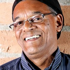 Amor de trapo e farrapo - ( Paulo Vanzolini)  Tião Preto