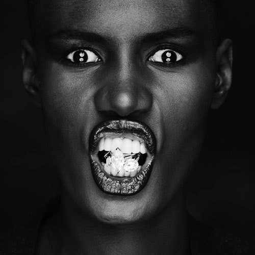Grace Jones – The Hunter Gets Captured By The Game (G-Wiz tweak)