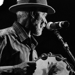 Sem exclusão - Dona Argentina e Mestre Galo Preto