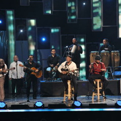 Aventura - Su Veneno & Dile Al Amor (Live Premio Lo Nuestro) Facebook~GrupoAventuraChile