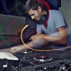 She Said She Wants Gold and a Pager - Non Chalant (Cool Kids vs 16 Bit)