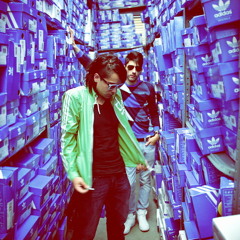 01 Hot n' Criminal (Makintouch)