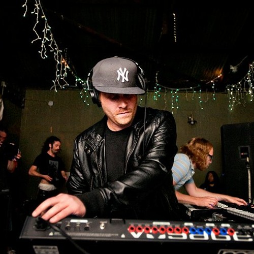 El-P - Jump Fence, Run, Live