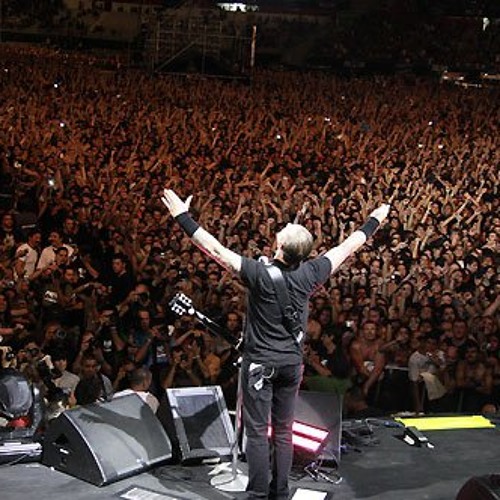 Metallica санкт петербург. Самый большой концерт металлики. Metallica moscow 1991. Metallica на стадионе 1991. Выступление металлики.