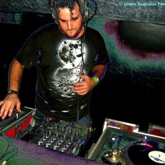 perimeter spooky - live radio set