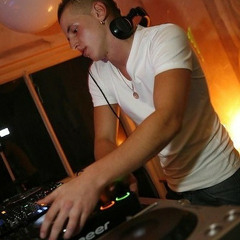 Studio B - I See Girls (JayJay Angelo Bootleg)