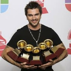 GRAMMY - feat. Junior & Moog