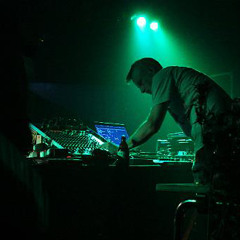 oozi - live @ X-Live VIII 29/10/2010