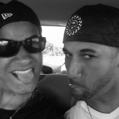 Paradise Circus Remix- Massive attack Vs Gui Boratto Vs Junior Diaz