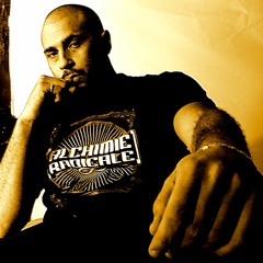 L'argent -- Michael feat Wira,nala,Nokti (case negre)
