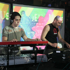 Infected Mushroom & Yahel - Live @ Radio 99 esc (07-03-2004)