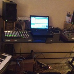 Momi and RomD - The Fucking Feeling