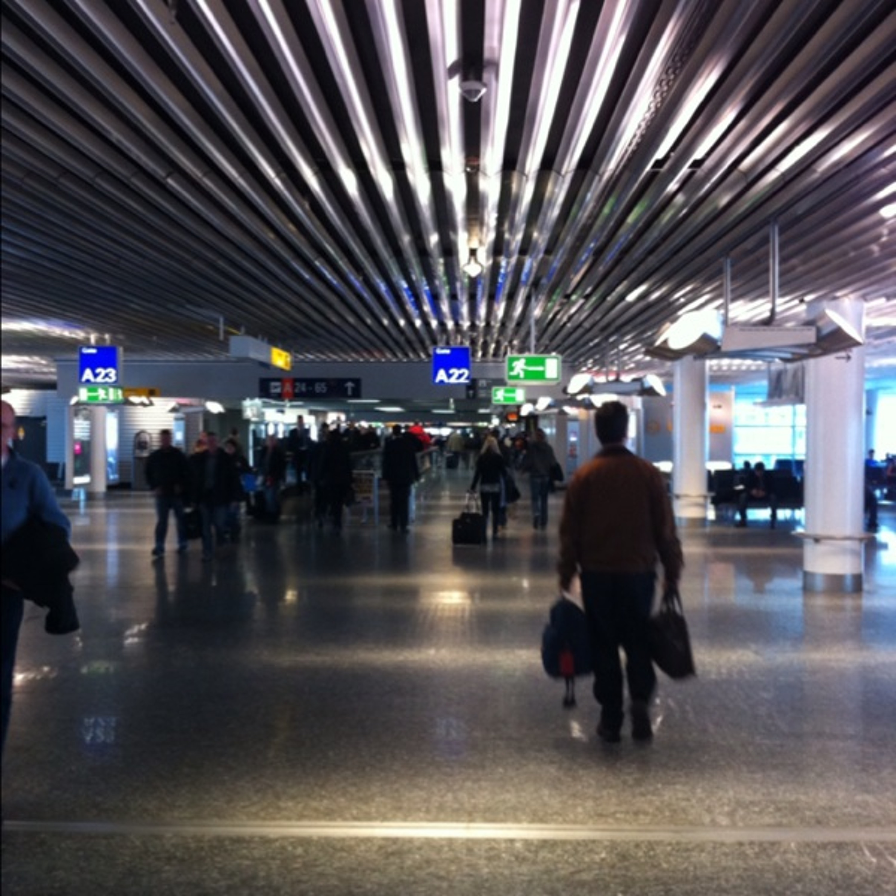 Ambience Shifting at Frankfurt Flughafen Gate A (FRA) on Monday morning episode artwork