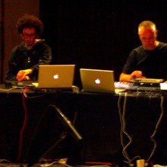 Barrett-Prins laptop-duo improv (2008)
