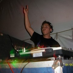 Dj Bass Zombie  -  dirty bass in the flow