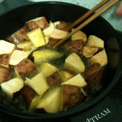 고구마 맛탕소리 at 대림 우성 아파트 on Saturday evening