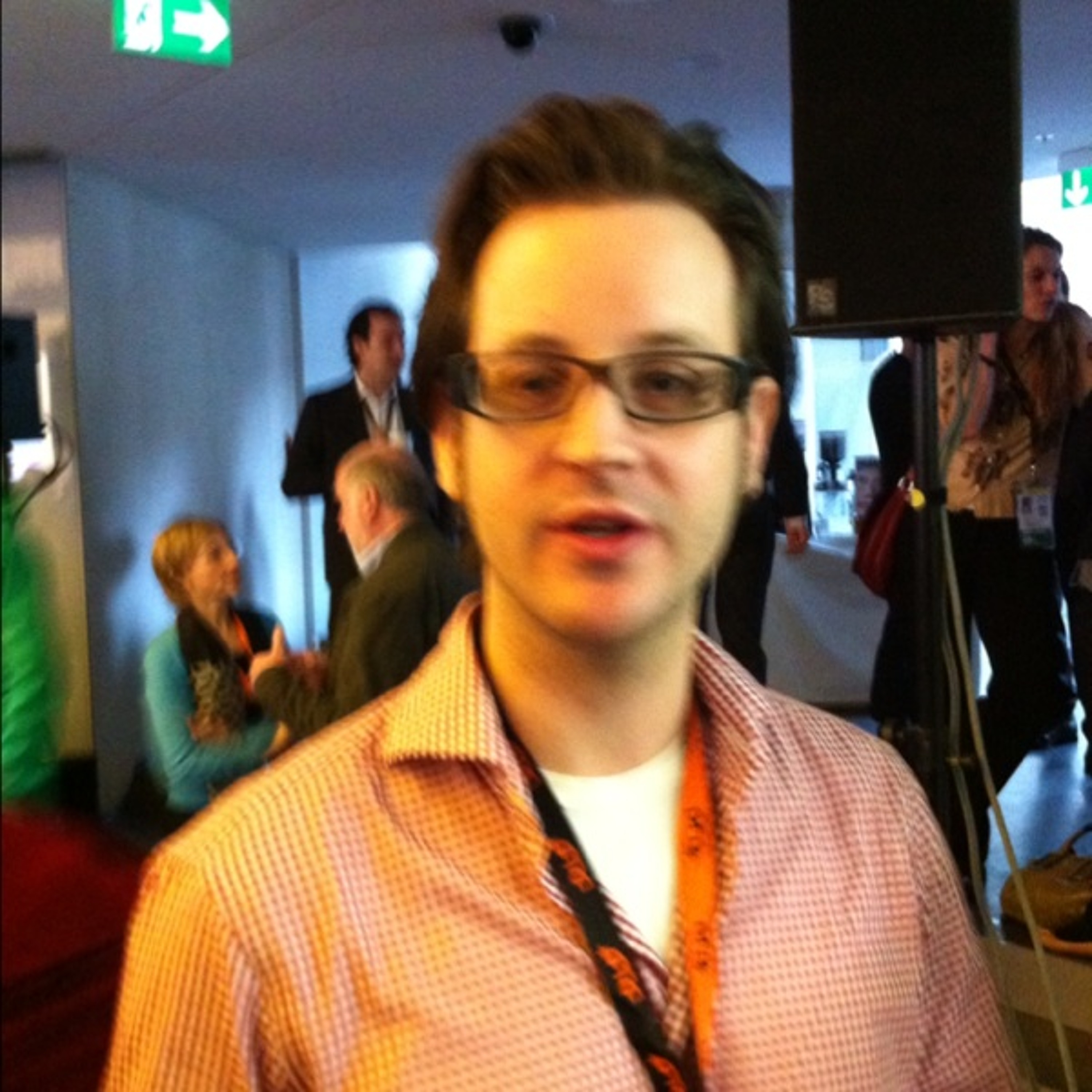 Soundcloud for fashion at DLD Location / HVB Forum on Monday morning episode artwork