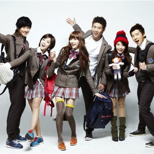 Taecyeon Wooyoung (2PM)+Suzy (Miss A)+   +IU+JOO - Dream High (Dream High OST)