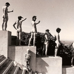 Let's Get Naked - 'Chimps' -  192.mp3 (audio mpeg Object)