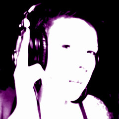 GLITCH.FM///Basstream Radio/// GODDESS WOMP!