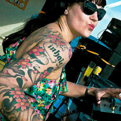 Miss Kittin - Livemix @ Wetyourself Sonar Boat Party - 18-06-2010