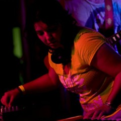 Afrobeta - Play House (Sarah B's Crazy Remix)