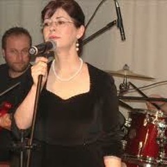 İlkay Akkaya - İstanbulda Yarim Var