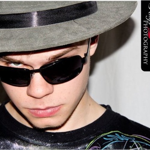 There is something(2005)