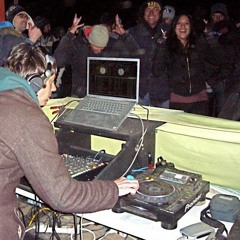 Ben Annand Live at the Supermoon (March 2011 Moontribe Gathering)