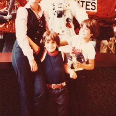 Nasareno, The Astronaut - Spaced out disco music.