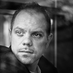 Tonee - Sag mir ist das Liebe (Demo Acoustic Studio Version)