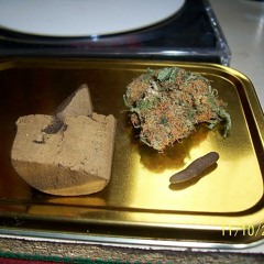 Hashed-Out Mic-V feat. Kidd Dextah, Dreez L, and Stevie Stylez