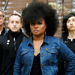 Sun Comes Down-The Bellrays (Zaptra Remix)