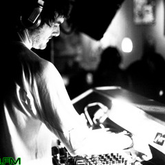 Quivver - Yoshitoshi sirius radio mix 3/2011